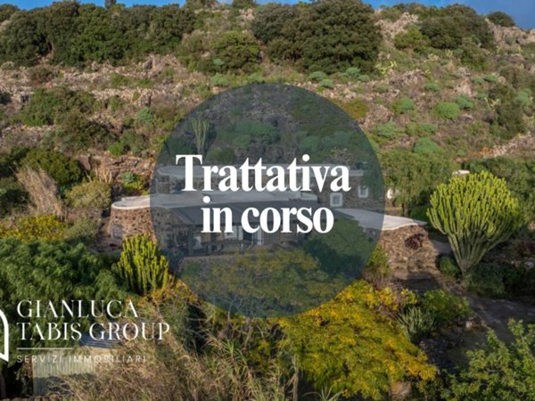 casa indipendente in vendita a Pantelleria