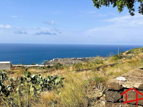 casa indipendente in vendita a Pantelleria in zona Scauri