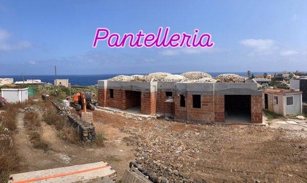 esavano in vendita a Pantelleria