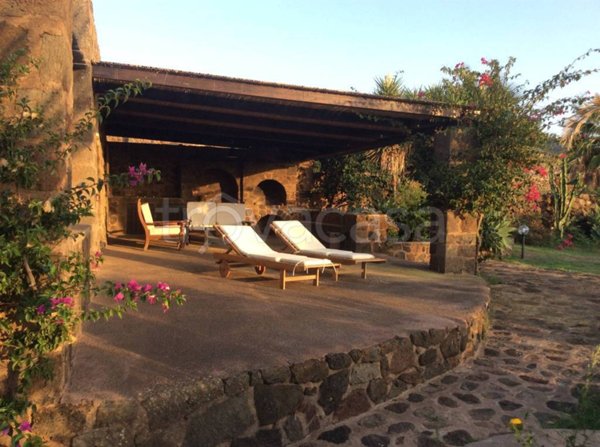 casa indipendente in vendita a Pantelleria
