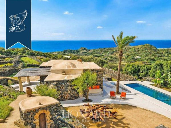 casa indipendente in vendita a Pantelleria in zona Scauri