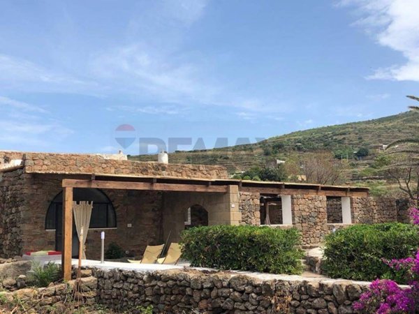 appartamento in vendita a Pantelleria