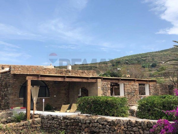 appartamento in vendita a Pantelleria