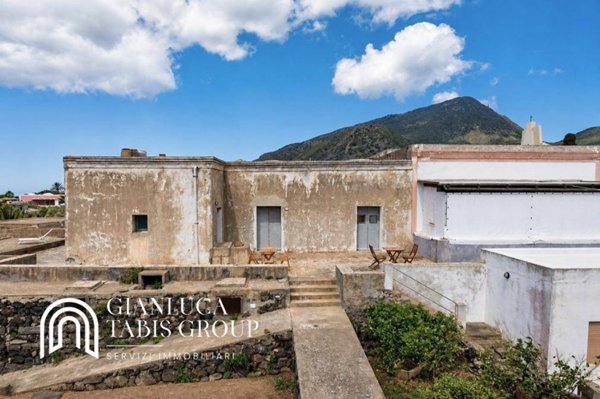 casa indipendente in vendita a Pantelleria in zona Scauri