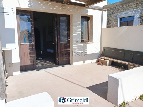 appartamento in vendita a Pantelleria in zona Scauri