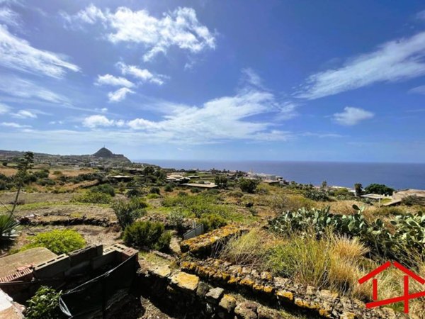 casa indipendente in vendita a Pantelleria in zona Scauri