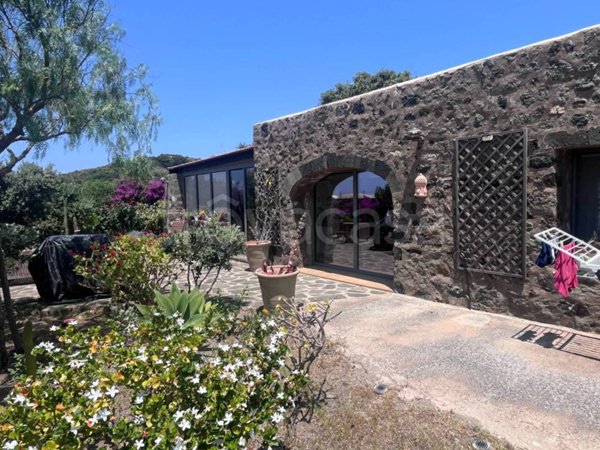 dammuso in vendita a Pantelleria