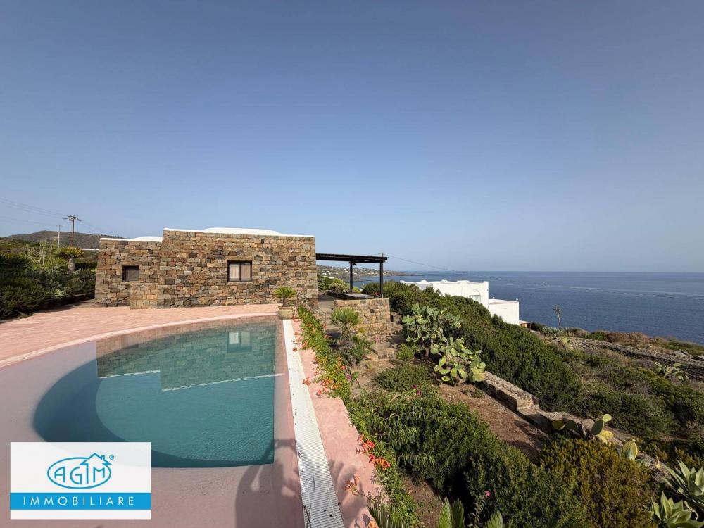 casa indipendente in vendita a Pantelleria