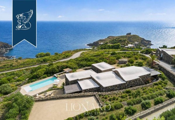 casa indipendente in vendita a Pantelleria