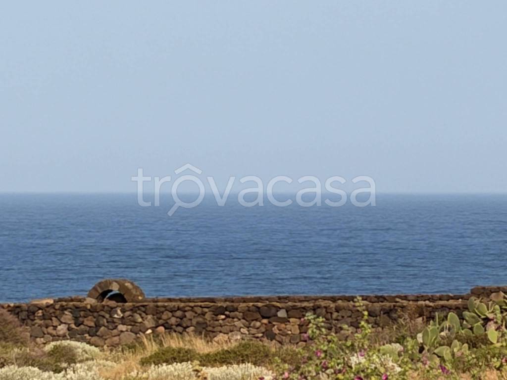terreno in vendita a Pantelleria in zona Scauri