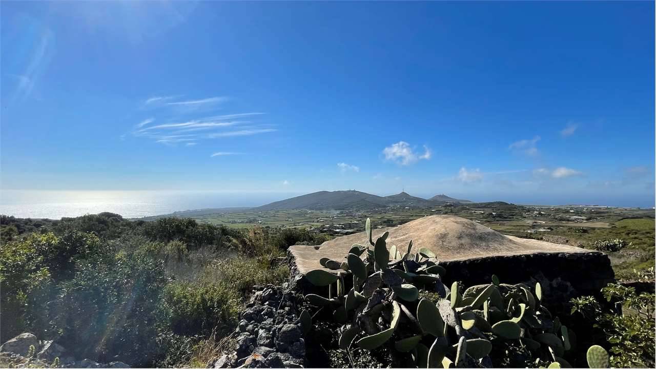 trivano in vendita a Pantelleria