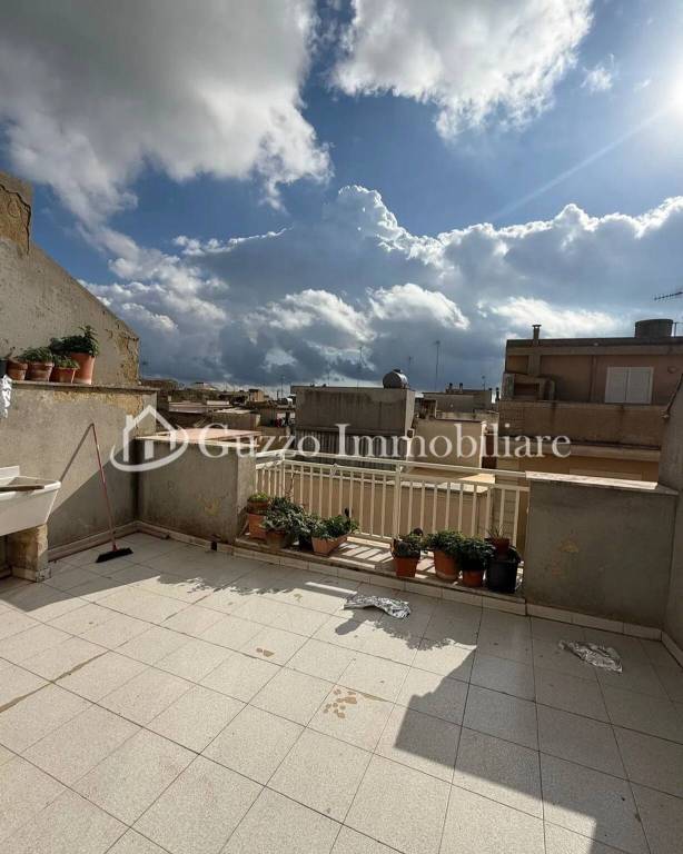 casa indipendente in vendita a Partanna