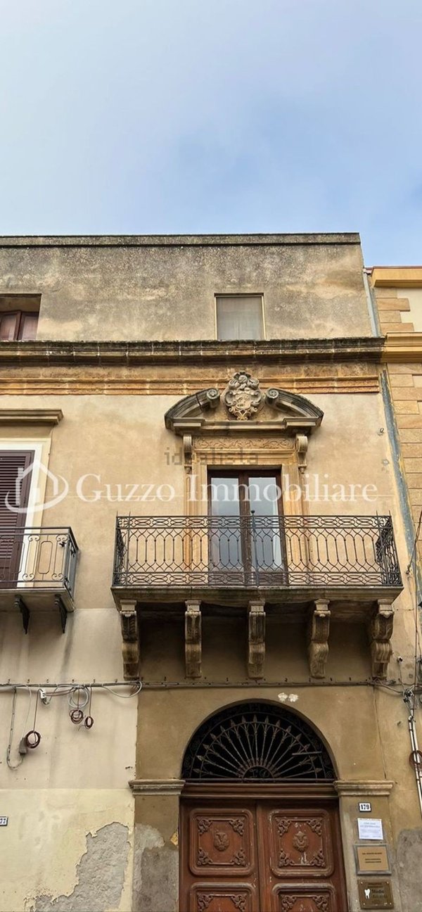 casa indipendente in vendita a Partanna