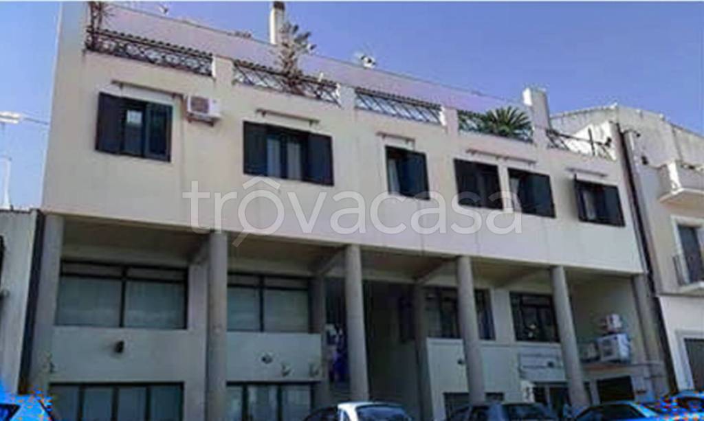 locale commerciale in vendita a Partanna
