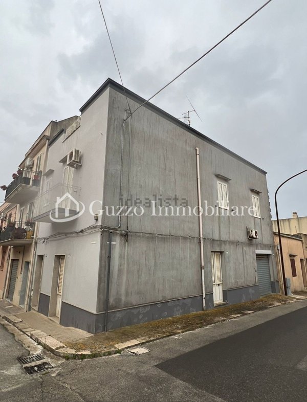 casa indipendente in vendita a Partanna
