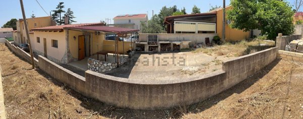 pentavano in vendita a Partanna