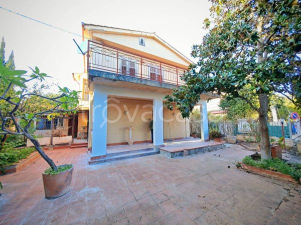 casa indipendente in vendita a Partanna