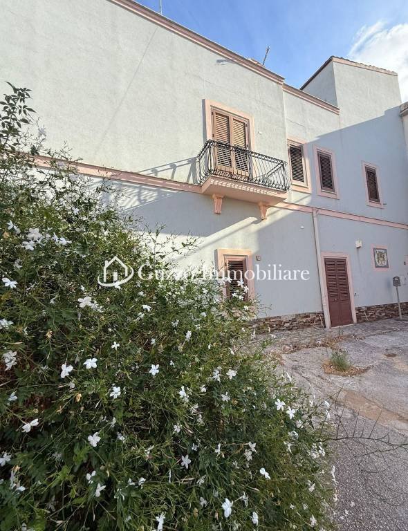 casa indipendente in vendita a Partanna