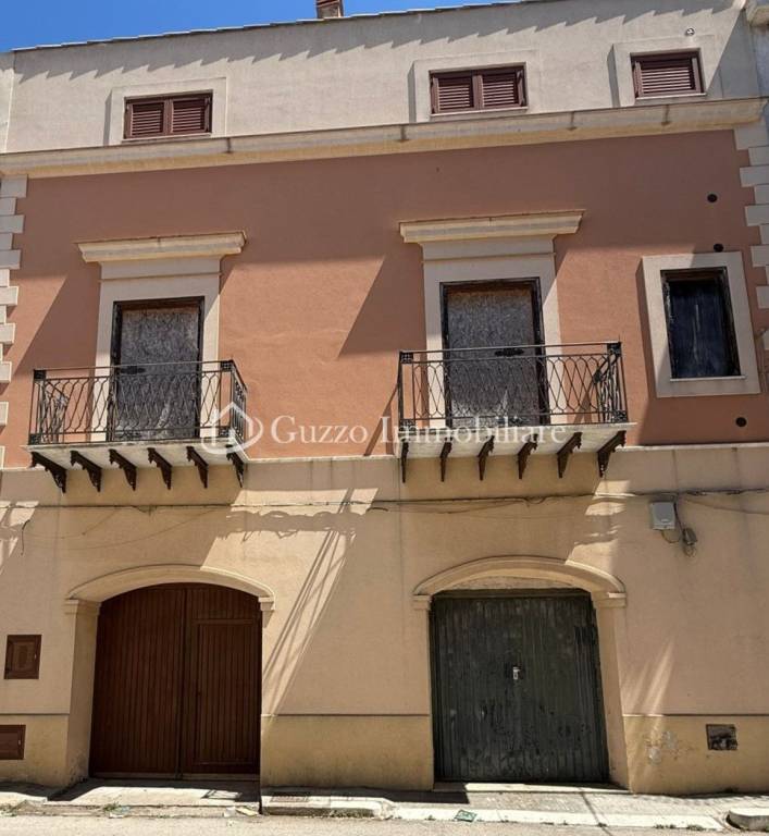 casa indipendente in vendita a Partanna