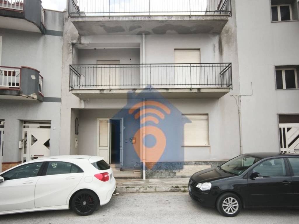 casa indipendente in vendita a Partanna in zona Camarro