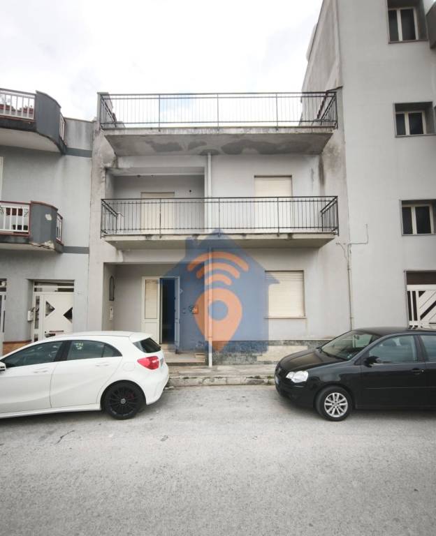 casa indipendente in vendita a Partanna in zona Camarro