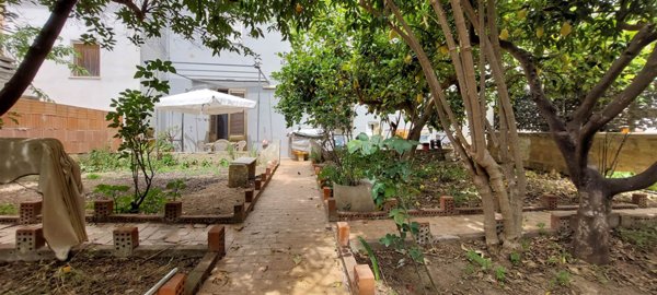 casa indipendente in vendita a Partanna