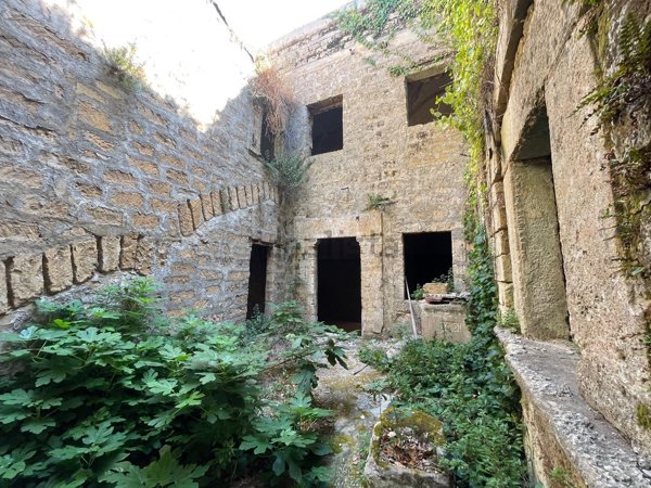 casa indipendente in vendita a Partanna in zona Camarro