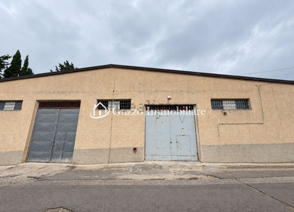 locale di sgombero in vendita a Partanna