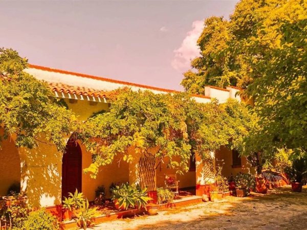 casa indipendente in vendita a Salemi