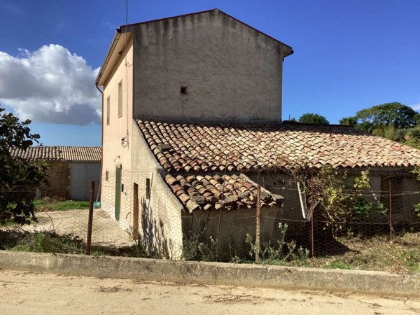 casa indipendente in vendita a Salemi