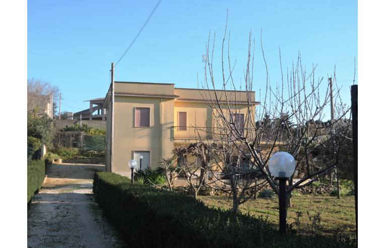 casa indipendente in vendita a Salemi in zona Ulmi