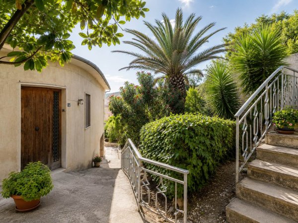 casa indipendente in vendita a Salemi