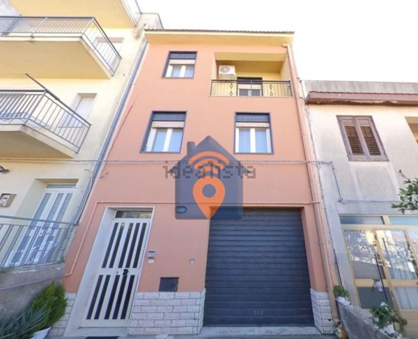 casa indipendente in vendita a Santa Ninfa