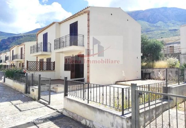 casa indipendente in vendita a San Vito Lo Capo in zona Castelluzzo