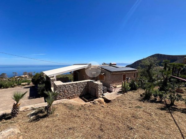 casa indipendente in vendita a San Vito Lo Capo