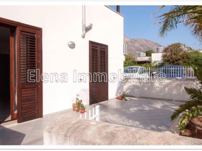 appartamento in vendita a San Vito Lo Capo in zona Castelluzzo