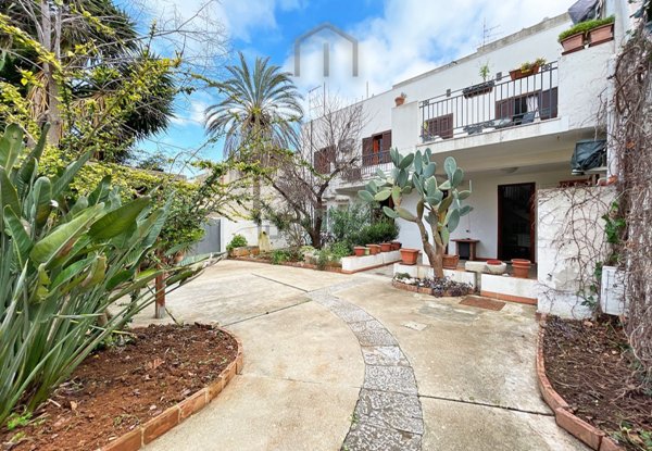 pentavano in vendita a San Vito Lo Capo