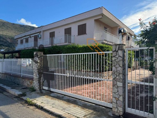 appartamento in vendita a San Vito Lo Capo in zona Castelluzzo