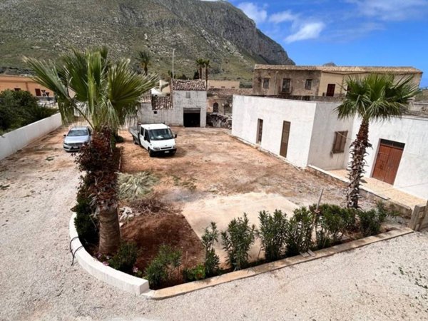 appartamento in vendita a San Vito Lo Capo in zona Castelluzzo