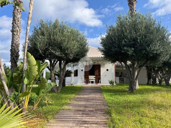 casa indipendente in vendita a San Vito Lo Capo