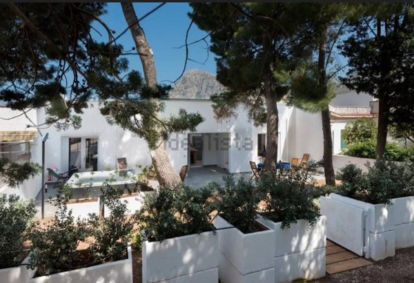 casa indipendente in vendita a San Vito Lo Capo