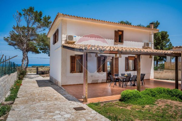 casa indipendente in vendita a San Vito Lo Capo