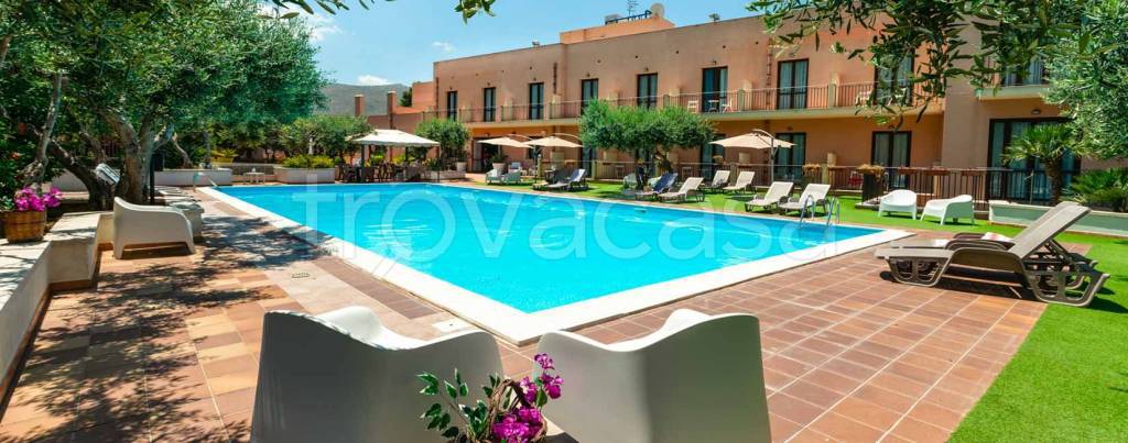 negozio in vendita a San Vito Lo Capo in zona Castelluzzo