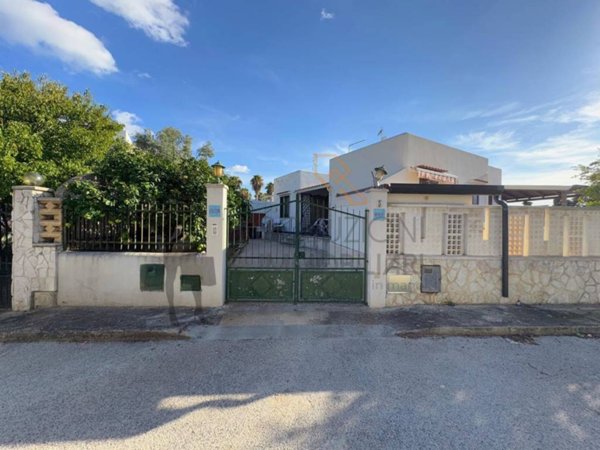 casa indipendente in vendita a San Vito Lo Capo