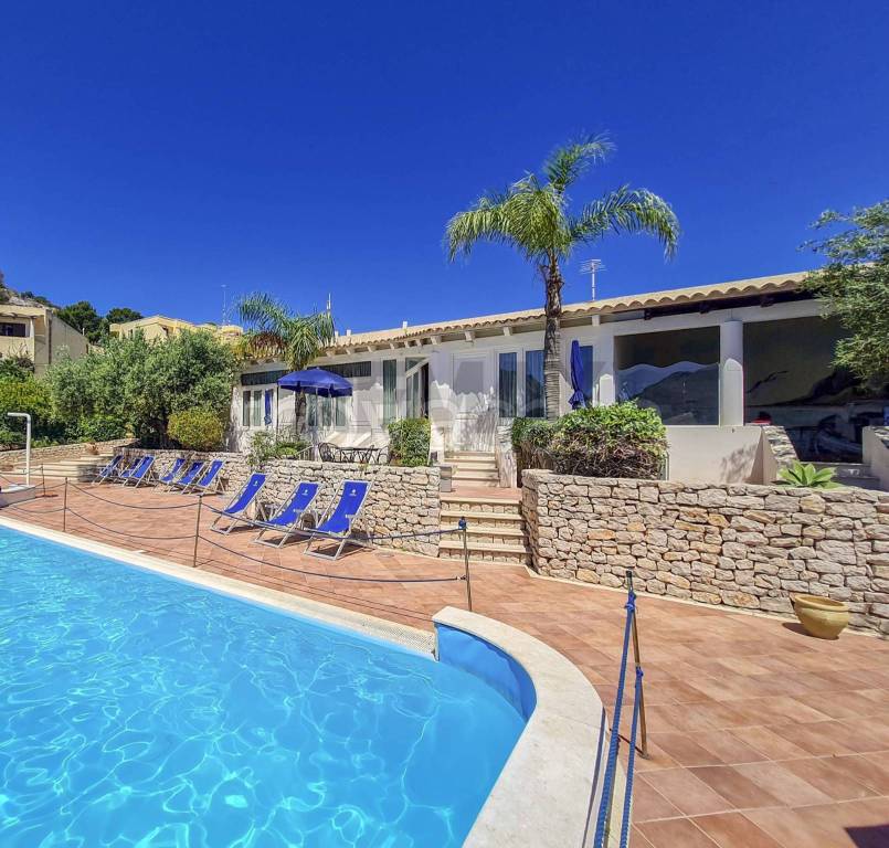 negozio in vendita a San Vito Lo Capo