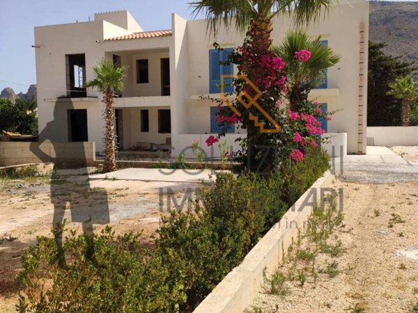appartamento in vendita a San Vito Lo Capo in zona Castelluzzo
