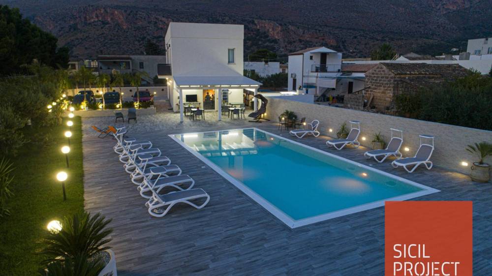 casa indipendente in vendita a San Vito Lo Capo in zona Castelluzzo