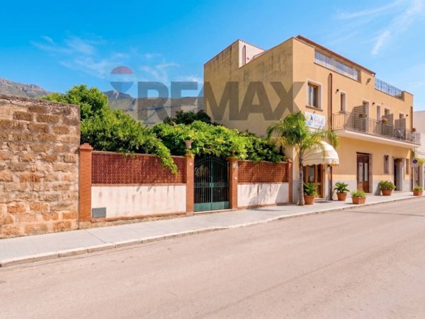 casa indipendente in vendita a San Vito Lo Capo in zona Castelluzzo