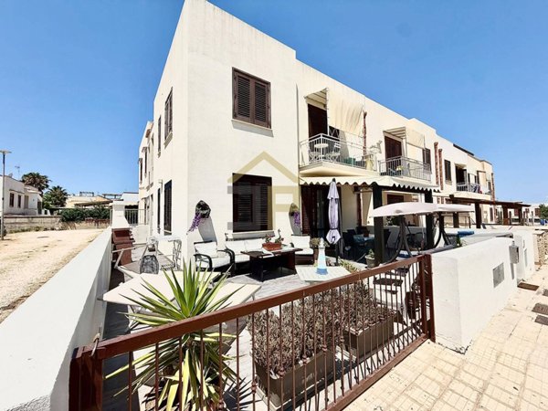 casa indipendente in vendita a San Vito Lo Capo