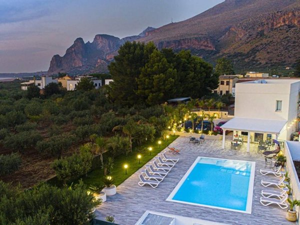 villa in vendita a San Vito Lo Capo in zona Castelluzzo